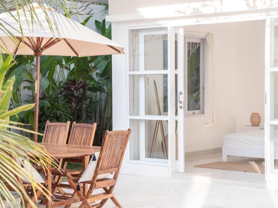 Вилла Casa Majorca At Ulu Улувату Экстерьер фото